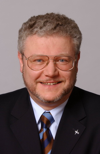Nikolaus Lörz, Bereichsleiter Verwaltung